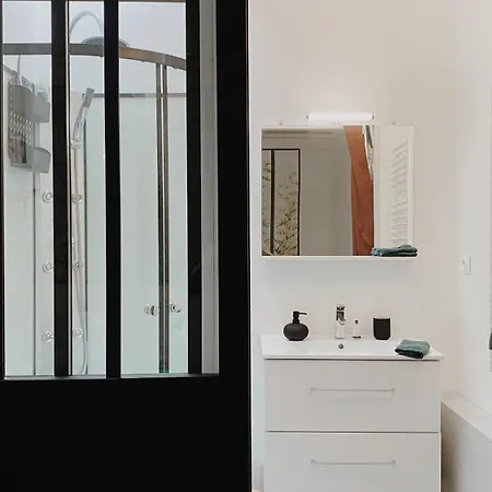 La Maison D'angelique - Coliving - Gare De Kwatera prywatna *