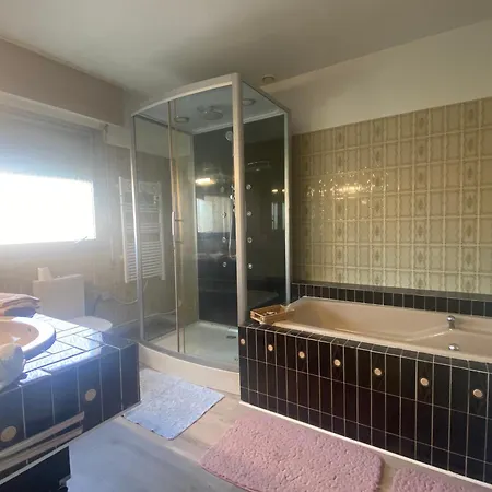 La Maison D'angelique - Coliving - Gare De ホームステイ ニオール