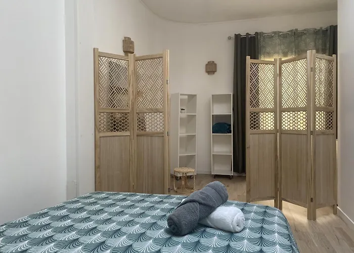 民宿 La Maison D'angelique - Coliving - Gare De 尼奥尔