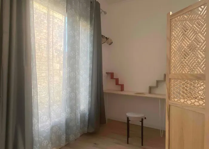 La Maison D'angelique - Coliving - Gare De 民宿 尼奥尔